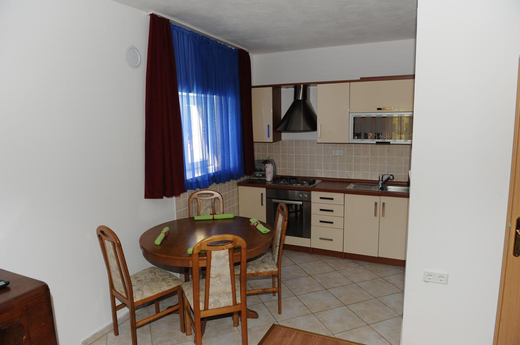 Apartment Matini Dvori Dubrava  Екстериор снимка